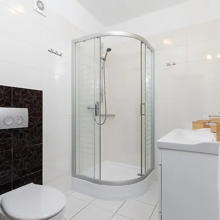 Stara Polana & By Renters Prestige